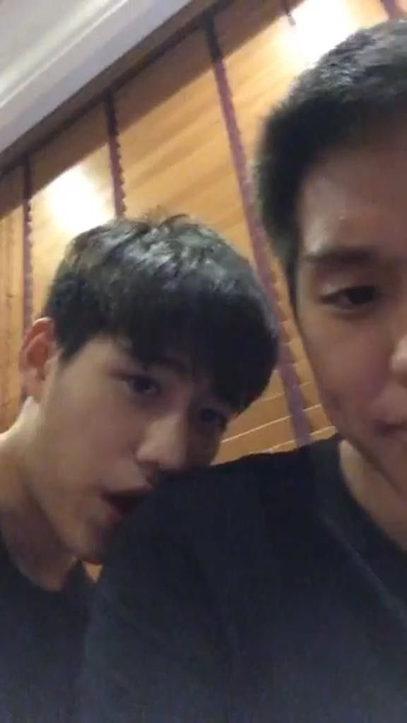 adorekrit's tweet photo. i’m getting super emotional… they’ve been going and playing to each other’s house since they first knew eo years ago, since they were in school, and now they’ve grown up and become the busy superstars that they are and they still hang to eo’s houses, meeting with eo’s families. further, we got to see it too, 2025 ver. and this year, the family gains a new member, baby Janet ㅠㅠ🤍🐶

thank you Nong Janet, thank you Papa Panut for sharing the cuteness to us, plz know that this all brings so much happiness to all of us ka 😭🤍