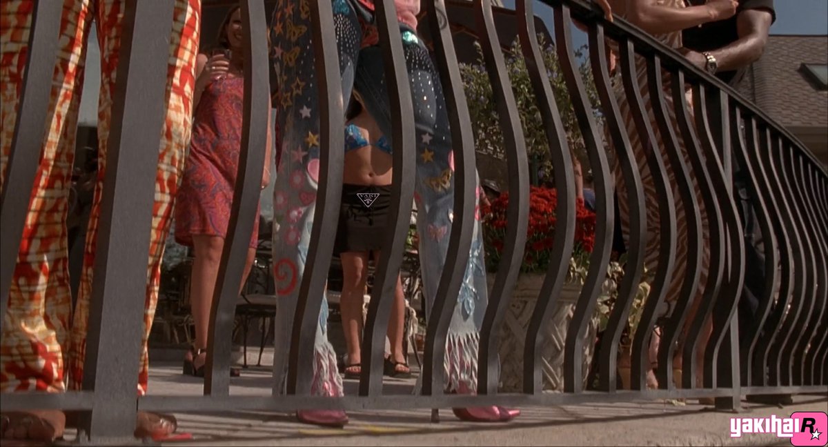 yakihair's tweet image. Lil Kim as Tina in &apos;Juwanna Mann&apos; (2002).