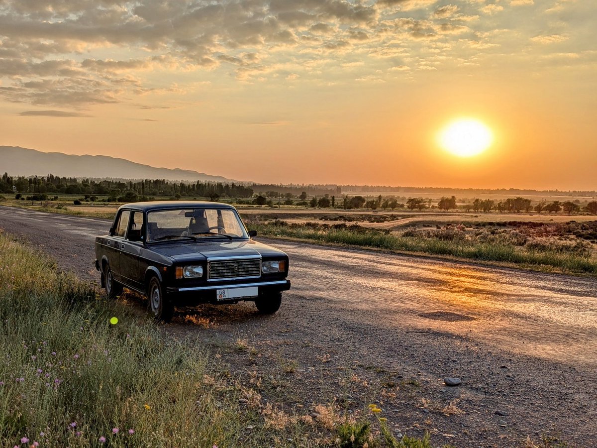 Yesterday we watched a beautiful sunset, after walking to a beautiful lake. Breakfast was good too