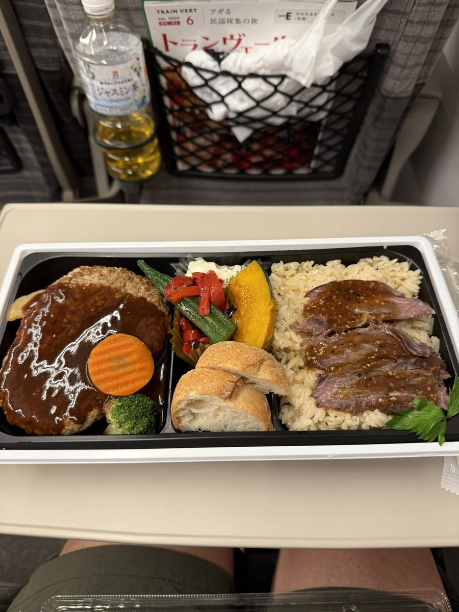 上野ecuteで買った弁当が美味しそうだったので即購入