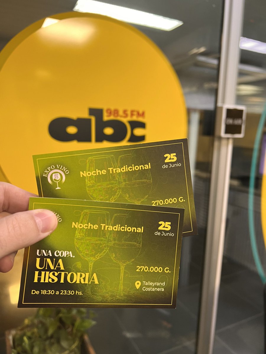 Hoy obsequiamos dos entradas para la Expo Vino Paraguay!!! 🥳🥳🍷🍷  ¡Etiqueten a un amigo, aclaren su nombre real y dejen sus 3 últimos para participar!
¡Salud! <a href="/sargusperez/">Sargus Pérez</a> <a href="/CopaFeroz/">Alejandro Sciscioli</a> <a href="/ExpoVinoPy/">Expo Vino Paraguay</a> <a href="/Parawinecom/">Parawine.com</a>