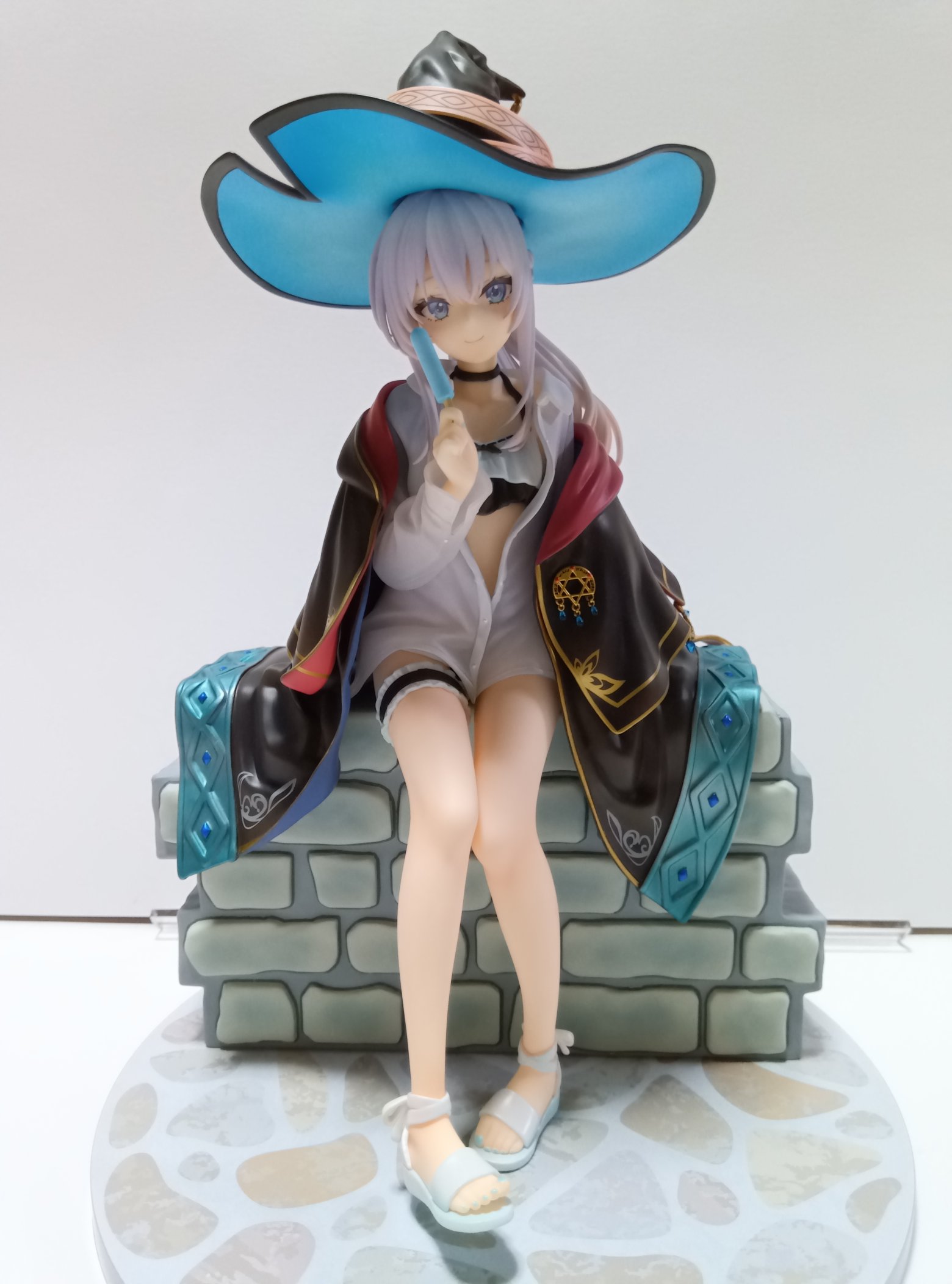 魔女の旅々 クラウドファンディング 缶バッジ - メルカリ