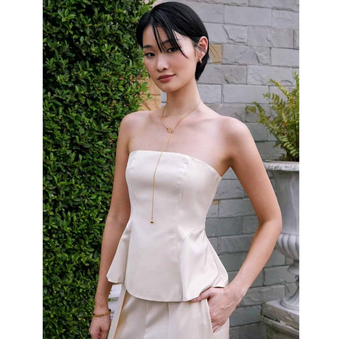 sallyused's tweet photo. #ส่งต่อ Strapless tupe top ของ pomelo 499 thb (from 599) ส่งฟรีค่า ไซส์ s นะคะ #ส่งต่อpomelo #ส่งต่อpomeloมือ2 #ส่งต่อpomelofashion #pomelo #pomeloมือสอง #pomeloส่งต่อ #pomelothailand #ส่งต่อเสื้อผ้ามือสอง #ส่งต่อเสื้อผ้า #โล๊ะตู้เสื้อผ้า #เสื้อผ้ามือสอง https://t.co/Vod5X89SX7