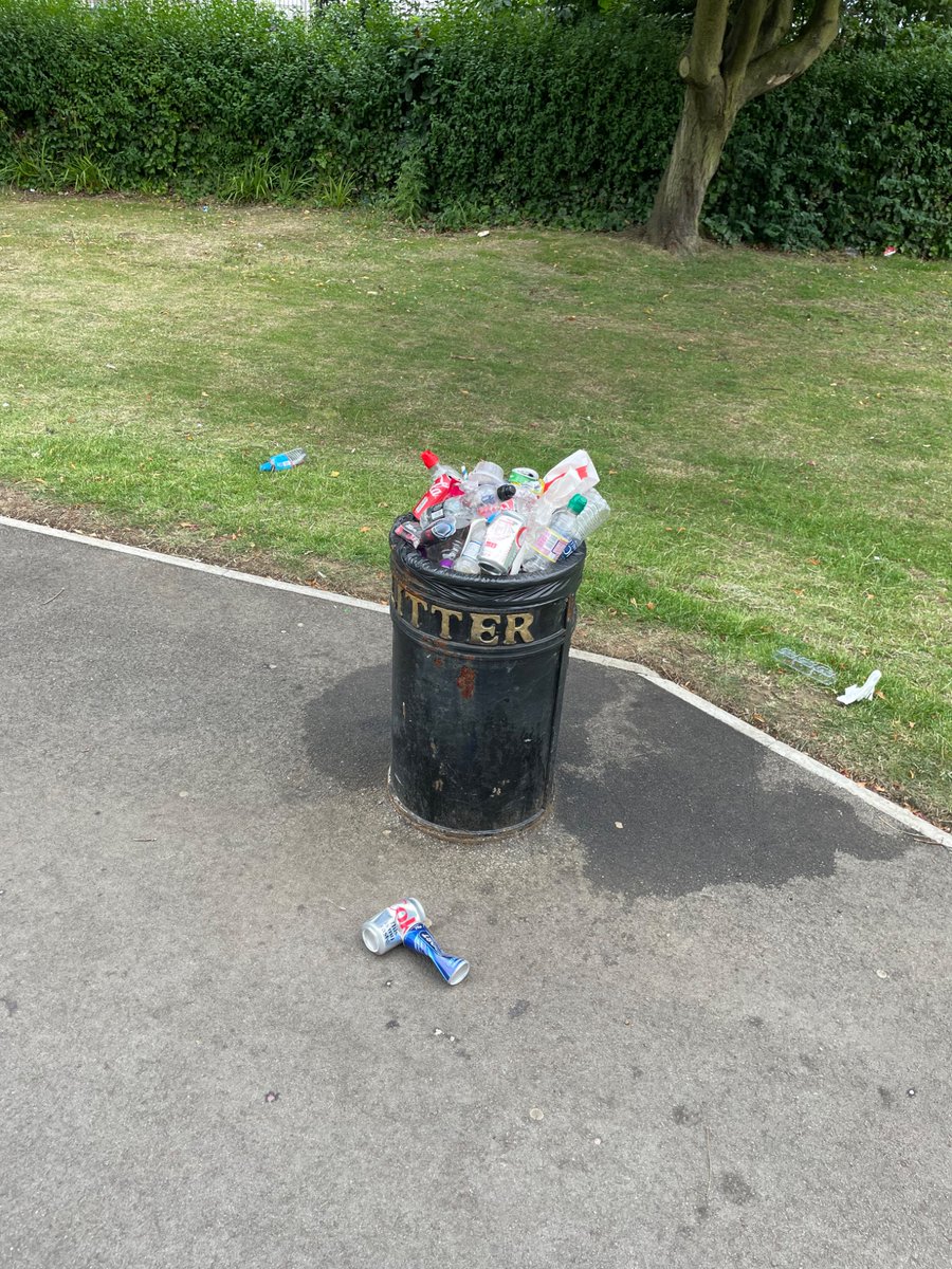 Max Bell (@max_bell_11) on Twitter photo Whilst walking to the Armed Forces Day, I also encountered this over-flowing bin on Ashby Road.
I immediately reported it to <a href="/NorthLincsCNews/">North Lincs Council</a>, and asked for it to be cleared asap ๐๐๏ธ Whilst walking to the Armed Forces Day, I also encountered this over-flowing bin on Ashby Road.
I immediately reported it to <a href="/NorthLincsCNews/">North Lincs Council</a>, and asked for it to be cleared asap ๐๐๏ธ