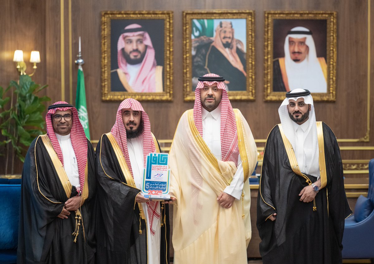 سمو #أمير_الحدود_الشمالية يهنئ جمعية "رؤوم" بمناسبة حصولها على جائزة التميّز الدولية في مجال رعاية الأيتام . 

spa.gov.sa/N2344309