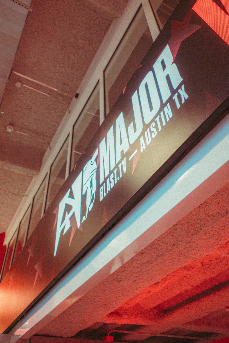 MOUZ MIKA tweet media