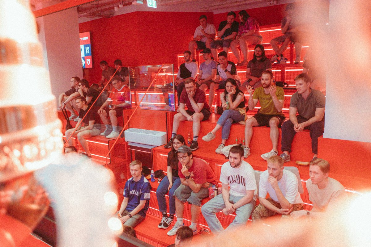 MOUZ MIKA tweet media