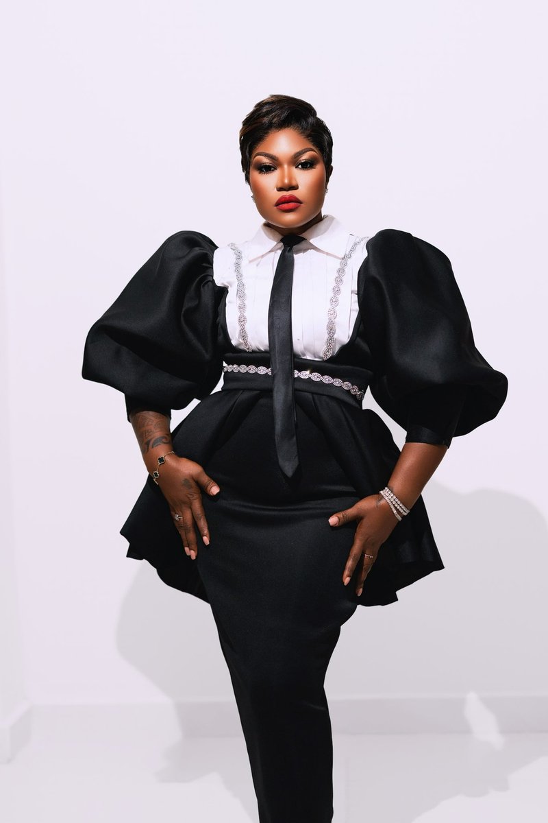 Masterqueen_1 tweet media