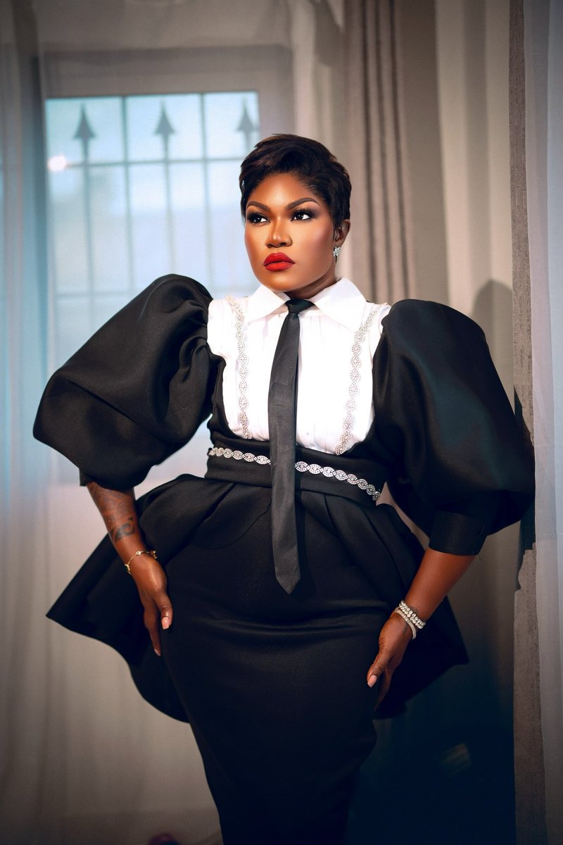 Masterqueen_1 tweet media