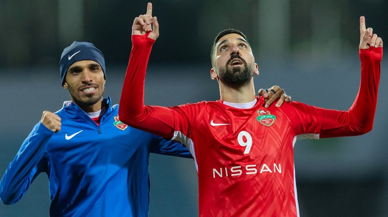 مؤنس دبور:
- ربما لم نصل إلى الهدف الأكبر، وهو الفوز بكل البطولات، لكننا خرجنا من الموسم مرفوعي الرأس، بالفوز بـ4 بطولات