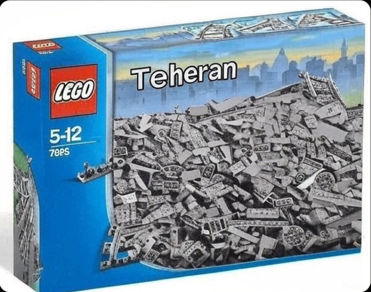 BPBeckett's tweet image. Just in time for Christmas! #maga #legos