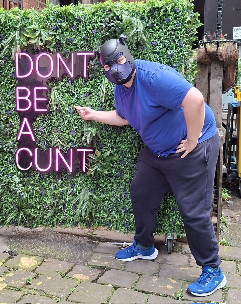 Fenris_OmegaPup's tweet image. Don't do it... dont do it