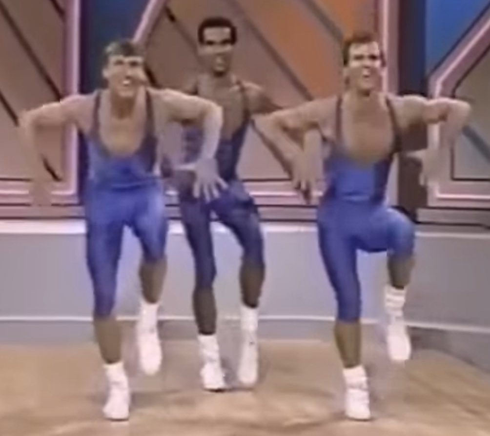 AlDavis4Ever's tweet image. Hey @jeffdotseth, remember when @DavePalet had that aerobics dance team called “Dave Palet’s Aerobics Dance Team” and they would play the Sunkist Pavillion at Six Flags Great America?