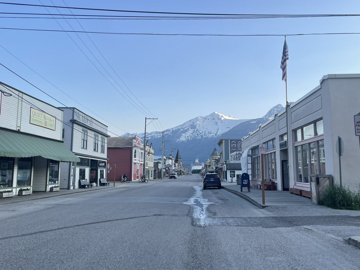 LDC News International Agency tweet media