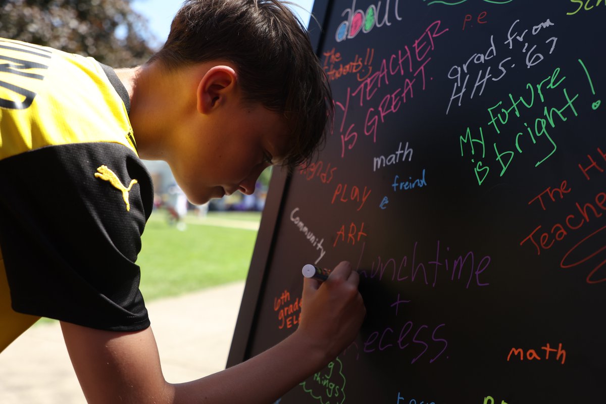 Loved spending the afternoon with our neighbors at the Juneteenth Freedom Celebration on Saturday!
More pics at hps.smugmug.com/Holland-Public…