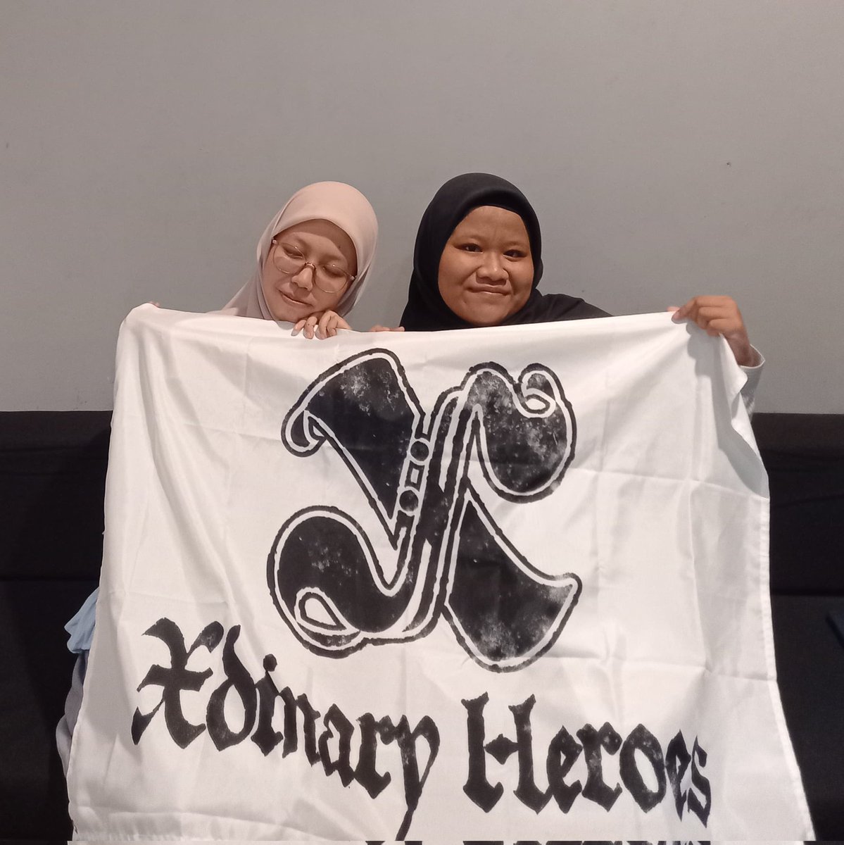 strayhealer's tweet photo. SOOO MUCH FUUNN 🏳️🔥 my first villains' event dan KETAGIHAN PARAH 🥺 can't wait for the next event with nice people!! 
thanks for handling it @Villains_sol @IntoThebRealm  @XH_Indonesia @Xdinary__Day
#Be_MindSOLO #Into_the_bRealm #Be_Mind
#KnockDownTheLimit #NoraebangByuMainSOLO https://t.co/54SdoAS19x