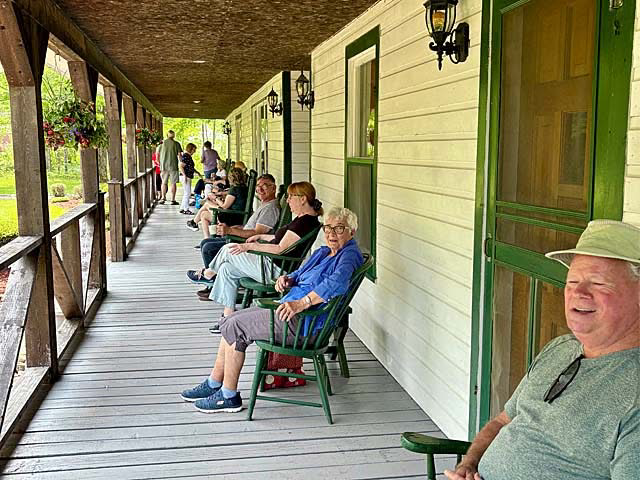 Retired teachers from Restigouche Branch spent a sun-filled afternoon at the picturesque “Ristigouche Salmon Club” in Matapedia, Quebec. Details and photos at - 

nbsrt.org/tea-tales-the-…