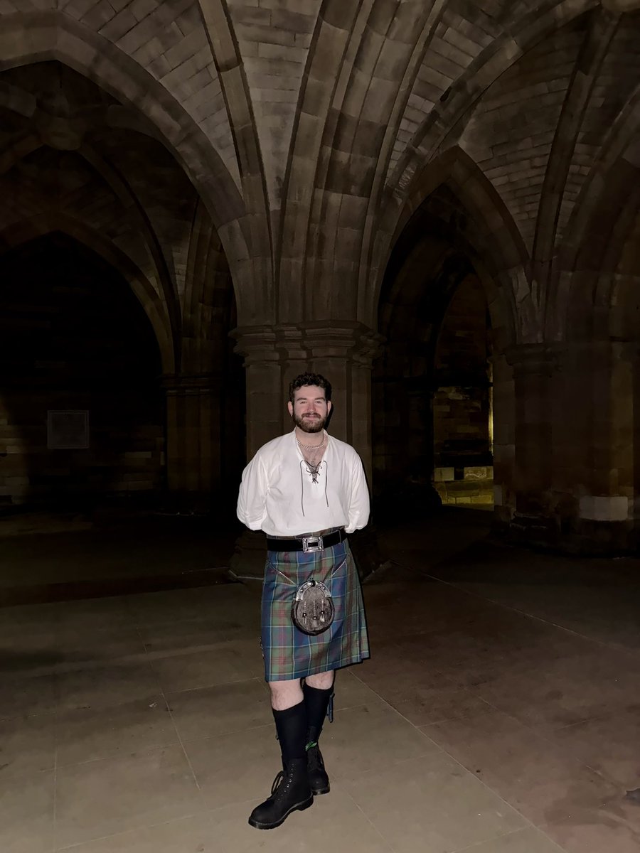 Tom8walker's tweet image. You guys should follow me on Instagram, get to see me in a kilt a lot more often 🤭