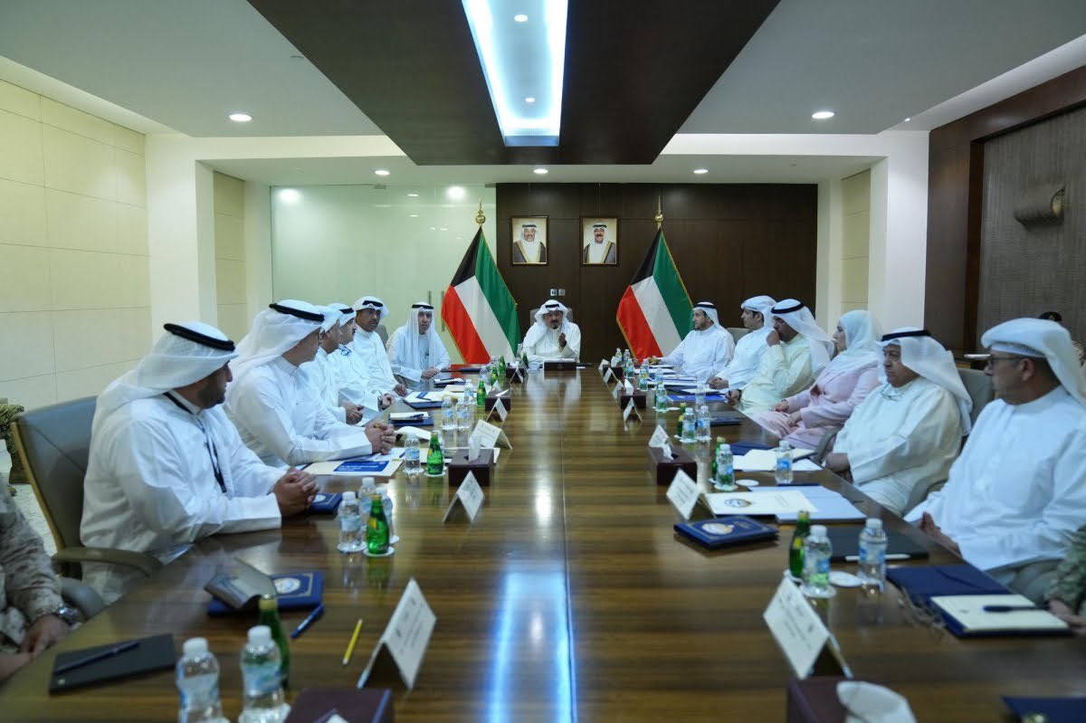 مجلس الدفاع الأعلى يعلن أنه في حالة انعقاد دائم لمتابعة آخر التطورات بالمنطقة #الضربة_الامريكية