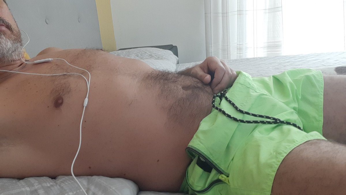 Mi sa che oggi al mare con questo costume fosforescente non passerò inosservato... 😁😁