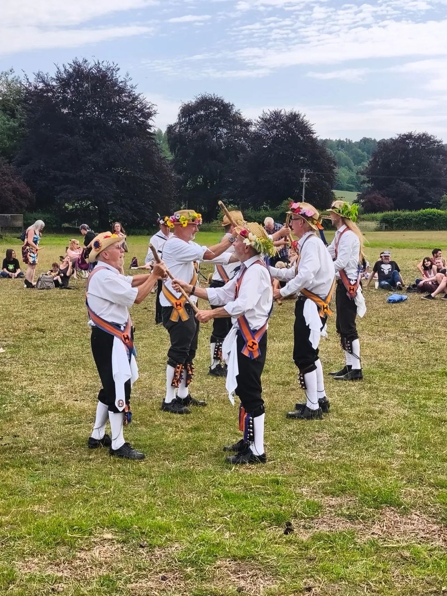 GhostCatcherELH's tweet photo. Summer Solstice at the Hellfire Caves, West Wycombe. A great event; really chilled and a lovely community atmosphere.
#summersolstice☀️ #westwycombe
#summersolstice2025 #summer #pagancelebration #hellfirecaves https://t.co/WovVwjxzOj