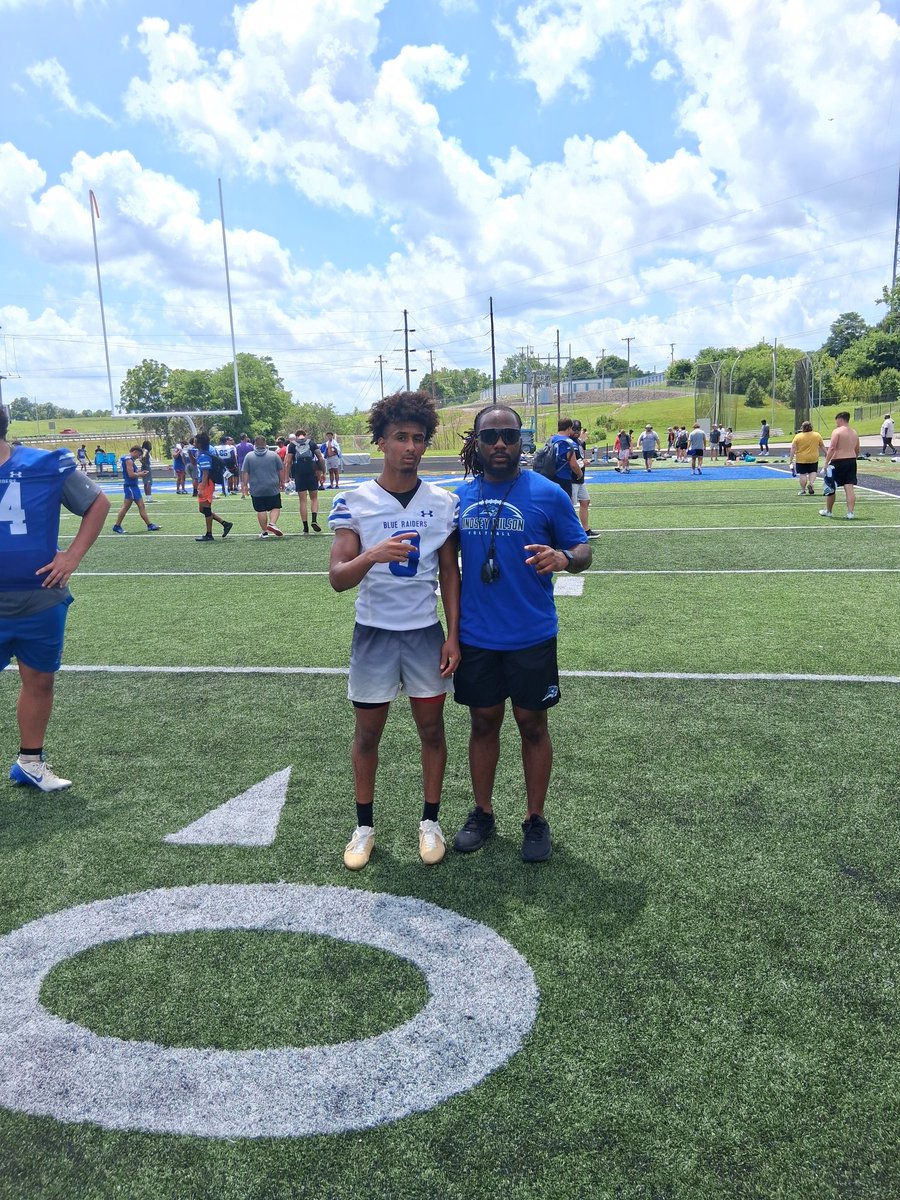 Dishawn_2's tweet photo. Thank you, @CoachLance27, and the @LWC_Football coaching staff for an amazing camp experience. I really enjoyed it. I'm looking forward to the fall. 
@D2donaldson 
@antThegoat141 
@DeontaDonaldson 
@gobigrecruiting https://t.co/mKWbXGYUJj