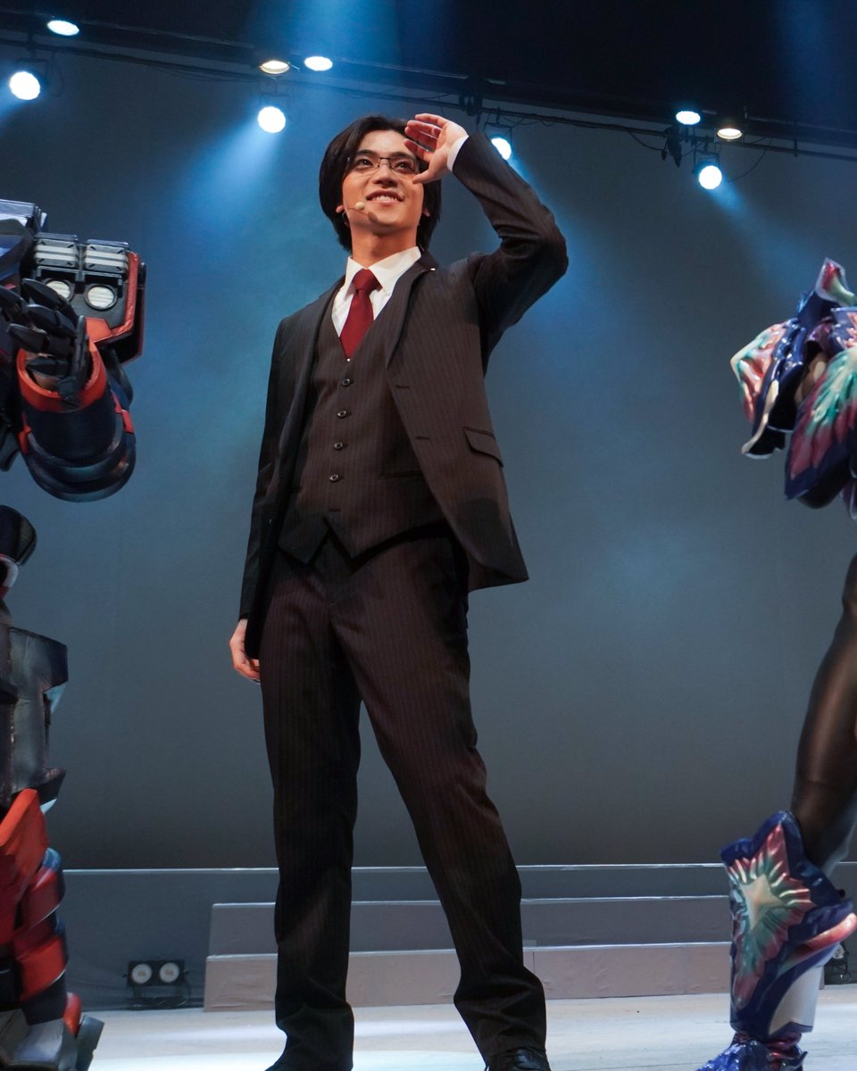 ImInRomance's tweet photo. 2025.02.01 サンシティ越谷市民ホール
NEW GENERATION THE LIVE ウルトラマンアーク 編〜さいきょうのヒーロー〜

#ギルアーク ギャラクシーアーマーを初めて撮れた…！
石堂シュウ役 #金田昇 さんも前方から撮れたので見てほしいー https://t.co/IfPv8QY5QB