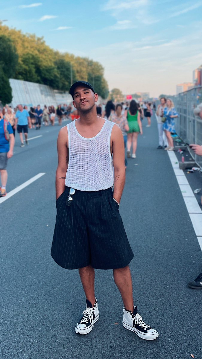 kaiiwong1's tweet photo. Party on the motorway 🚗 #A10 #FestivalopdeA10 https://t.co/m1Qia9Ieo0