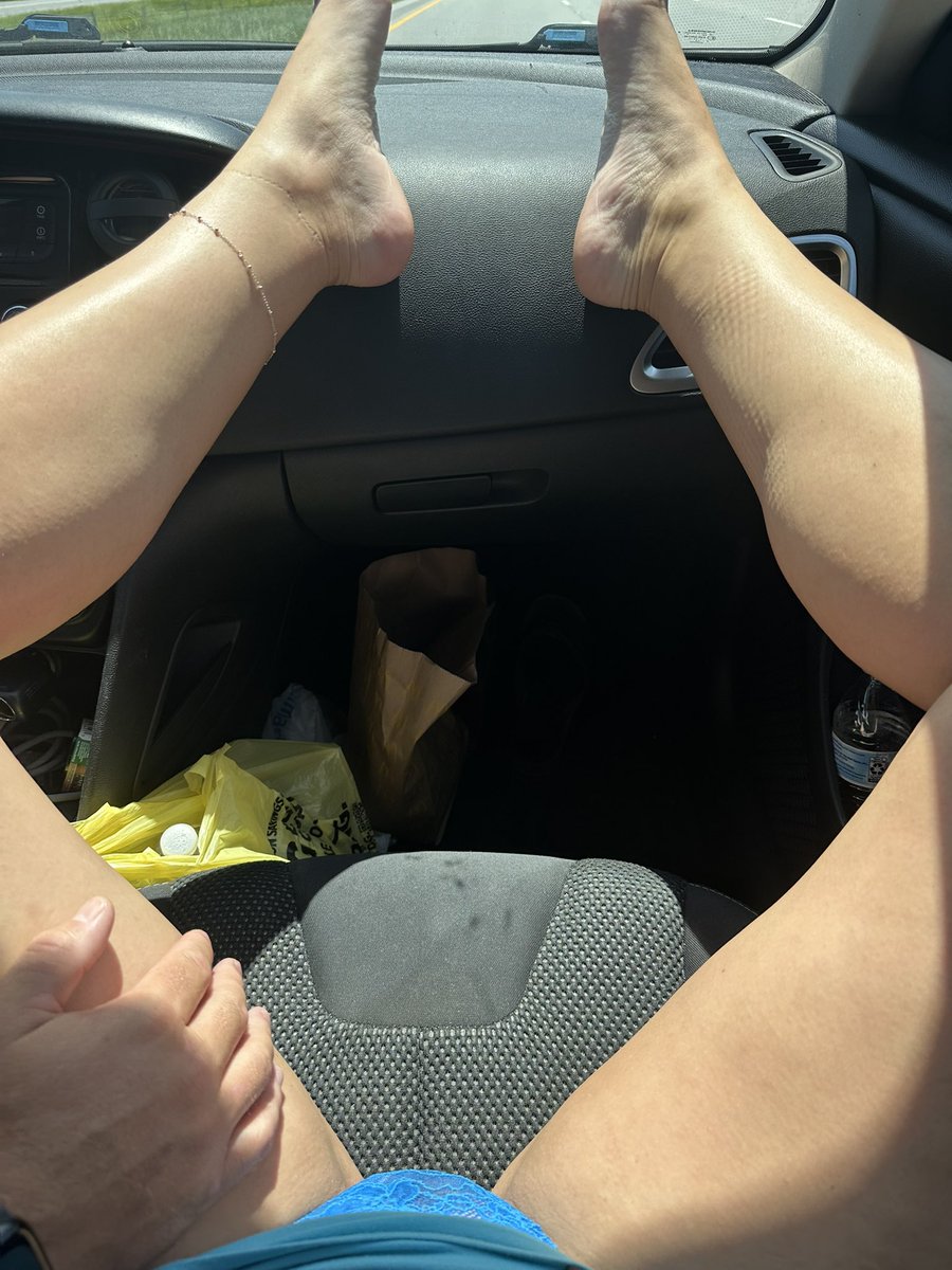 NCcouple tweet media