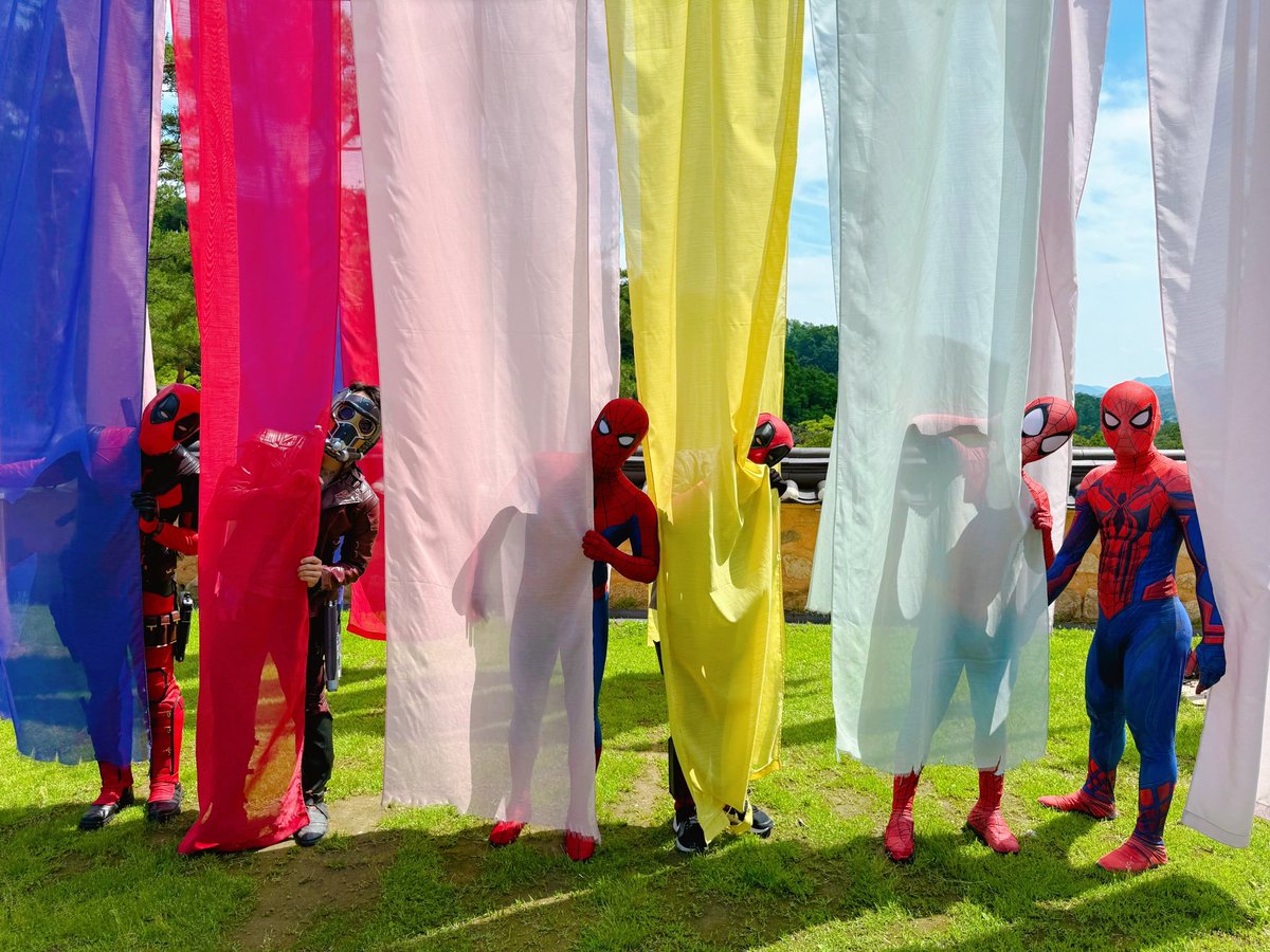 #Team_Sefira 
📷25년 6월22일(일) 영주시 선비세상 행사 후기  

마블 - 스타로드

수많은 고퀄 코스어 분들과 재밌게 놀다 왔습니다
현생 땜에 바빠서 토요일에 참여 못한 게 참 아쉽습니다
그리고 참여하면서 느낀 건 오늘 행사 날씨를 보니
7서코 때 스타로드 하다간 쪄죽을 수 있겠다 싶네요