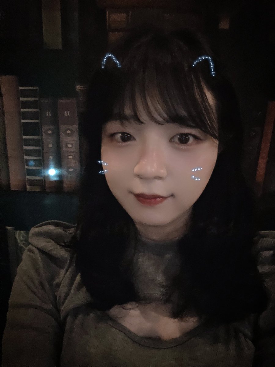 려리 (@lilli_luv_u) on Twitter photo 비밀의 숲 신규 챔피언 "려리"가 출시되었습니다! 많은 소환사 여러분의 선택 기다리겠습니다😍 매주 일요일마다 봐요! 기간제 챔피언이니 기간이 지나기전에 플레이해주세요!!!🤩
<a href="/HwangDa_486/">시간의 숲(TimeForest)</a> 비밀의 숲 신규 챔피언 "려리"가 출시되었습니다! 많은 소환사 여러분의 선택 기다리겠습니다😍 매주 일요일마다 봐요! 기간제 챔피언이니 기간이 지나기전에 플레이해주세요!!!🤩
<a href="/HwangDa_486/">시간의 숲(TimeForest)</a>