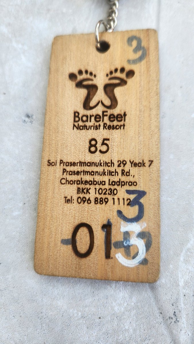 chopper21787620's tweet photo. @BarefeetResort @Meetup https://t.co/xEFiGpohAE