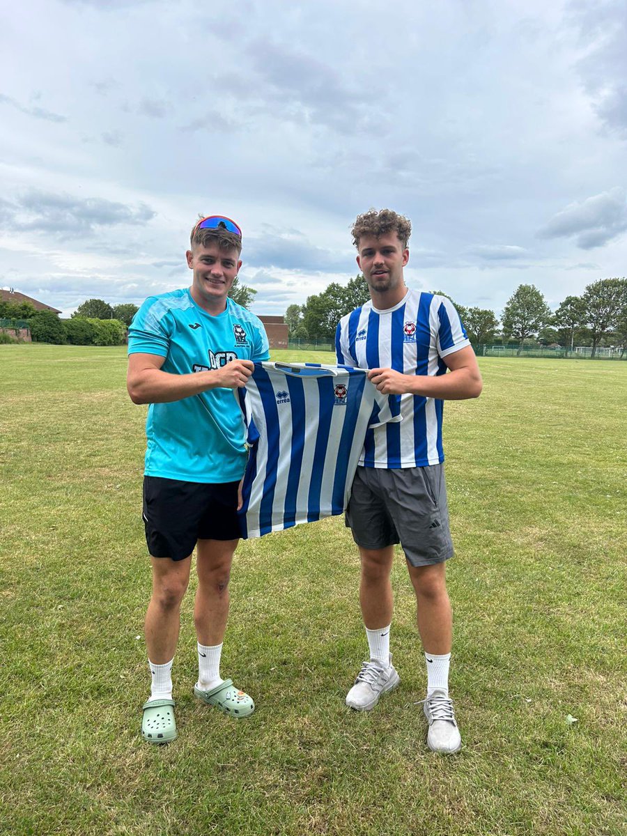 🚨NEW SIGNING🚨

𝓙𝓸𝓮 𝓡𝔂𝓭𝓮𝓻

Joe joins after a stint in America playing for North Carolina College. Joe brings bags of pace and skill, A massive signing for the Wednesday.

…𝐡𝐞𝐫𝐞 𝐰𝐞 𝐠𝐨, confirmed. 💣💙
#UTW #FJ2