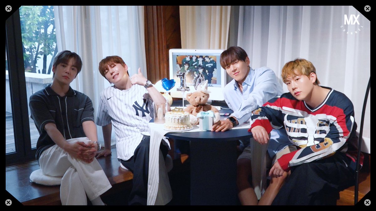 🎥
#몬스타엑스 #몬채널 📺
#Behind EP.450
MONSTA X The 10th Anniversary POP-UP Store '𝑴𝑶𝑵𝑶𝑳𝑶𝑮𝑼𝑬' visit

#MONSTAX #MONSTA_X

▶ youtu.be/E6E18QIsdn8