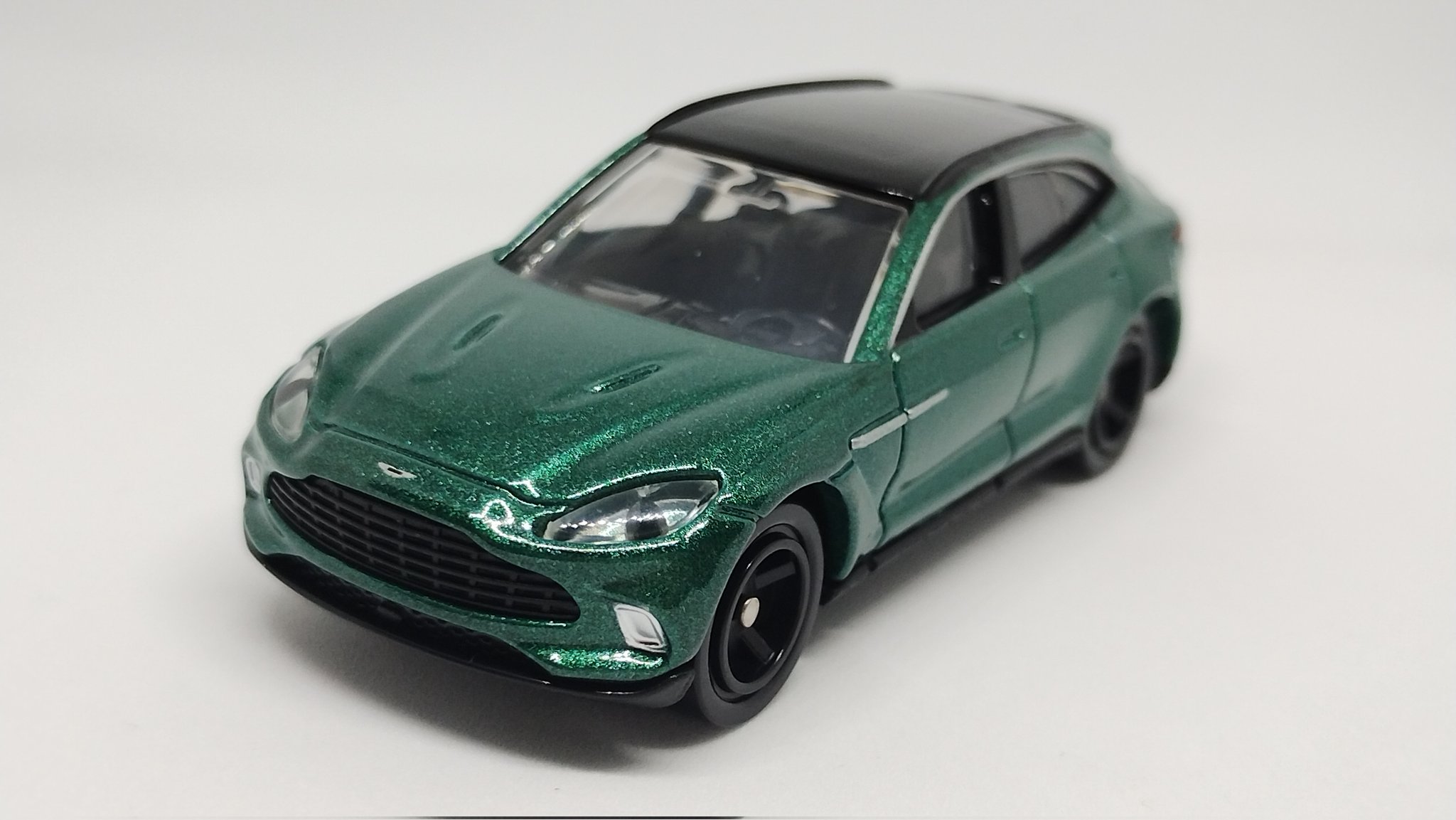 アジア限定 アストンマーティン ヴァンキッシュ ザガート