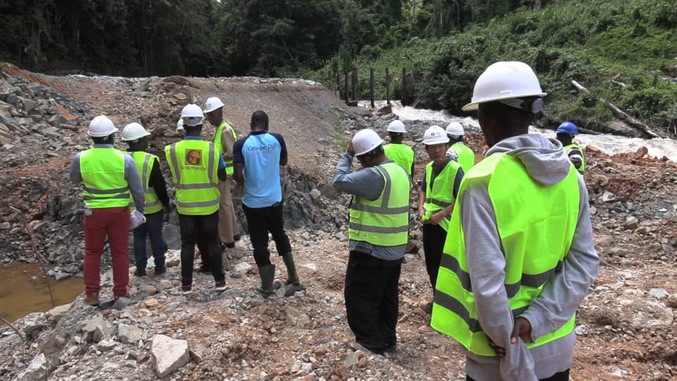 MACENTA/ÉNERGIE : VERS LA REPRISE DES TRAVAUX DU BARRAGE HYDROÉLECTRIQUE DE LA LOFFA
UNE VISITE DU SITE VIENT D’ÊTRE EFFECTUÉE.
PLUS D’INFORMATIONS AVEC NOTRE CORRESPONDANT LANCEÏ K EN CLIQUANT SUR LE LIEN CI-DESSOUS 👇
radioenvironementguinee.org/archives/9276
<a href="/macenta/">Alain CÉLIBERT</a>