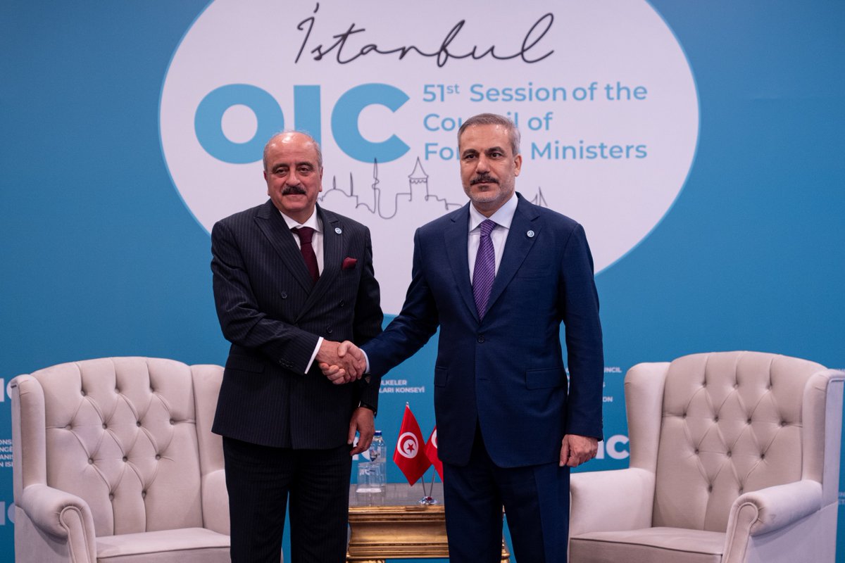 T.C. Dışişleri Bakanlığı (@tc_disisleri) on Twitter photo Bakanımız <a href="/HakanFidan/">Hakan Fidan</a>, İslam İşbirliği Teşkilatı Dışişleri Bakanları Konseyi 51. Oturumu marjında Tunus Dışişleri, Göç ve Yurtdışında Yaşayan Tunuslular Bakanı Muhammed Ali Nefti ile İstanbul'da görüştü. 🇹🇷🇹🇳 Bakanımız <a href="/HakanFidan/">Hakan Fidan</a>, İslam İşbirliği Teşkilatı Dışişleri Bakanları Konseyi 51. Oturumu marjında Tunus Dışişleri, Göç ve Yurtdışında Yaşayan Tunuslular Bakanı Muhammed Ali Nefti ile İstanbul'da görüştü. 🇹🇷🇹🇳