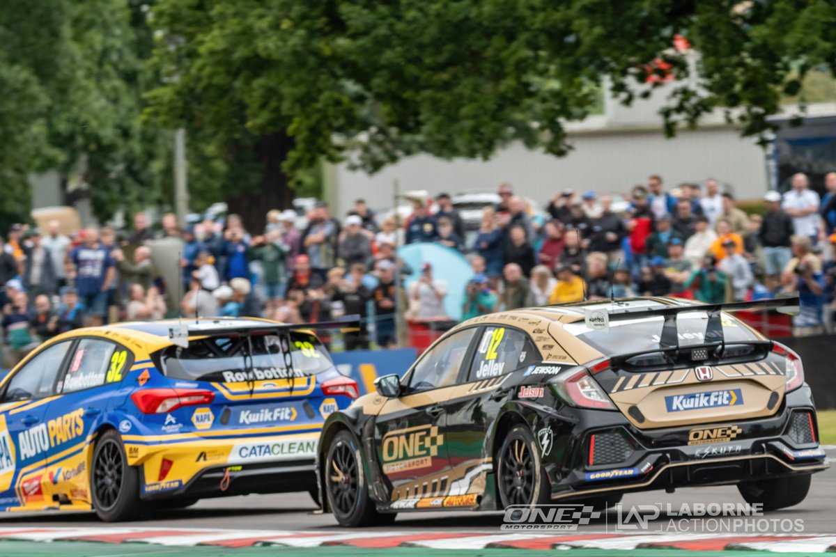 Laborne Action Photos 📸 tweet media