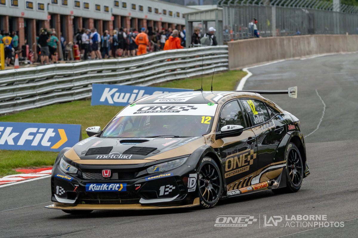 Laborne Action Photos 📸 tweet media