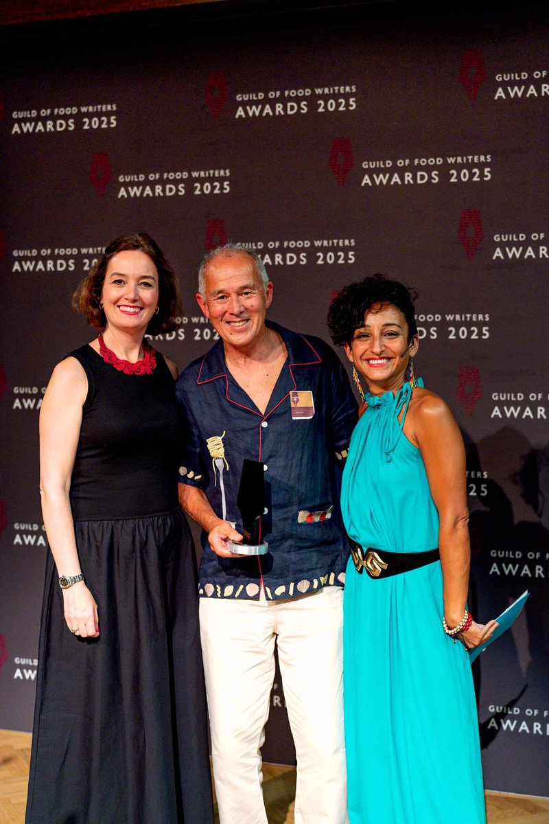 CircleofWineWriters (@circleofwine) on Twitter photo Quite a week for talented <a href="/CircleofWine/">CircleofWineWriters</a> member Marc Millon with two prestigious awards. Marc won the 2025 Guild of Food Writers ‘Drinks Writer Award’ with his book ‘Italy in a Wineglass - the taste of history’. Photo credit: Behrman Media Quite a week for talented <a href="/CircleofWine/">CircleofWineWriters</a> member Marc Millon with two prestigious awards. Marc won the 2025 Guild of Food Writers ‘Drinks Writer Award’ with his book ‘Italy in a Wineglass - the taste of history’. Photo credit: Behrman Media