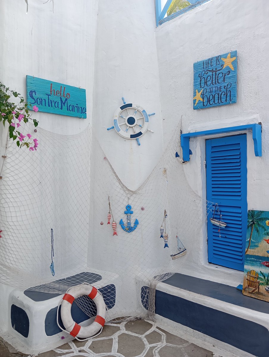 Wait_511's tweet image. Baobao on vacation