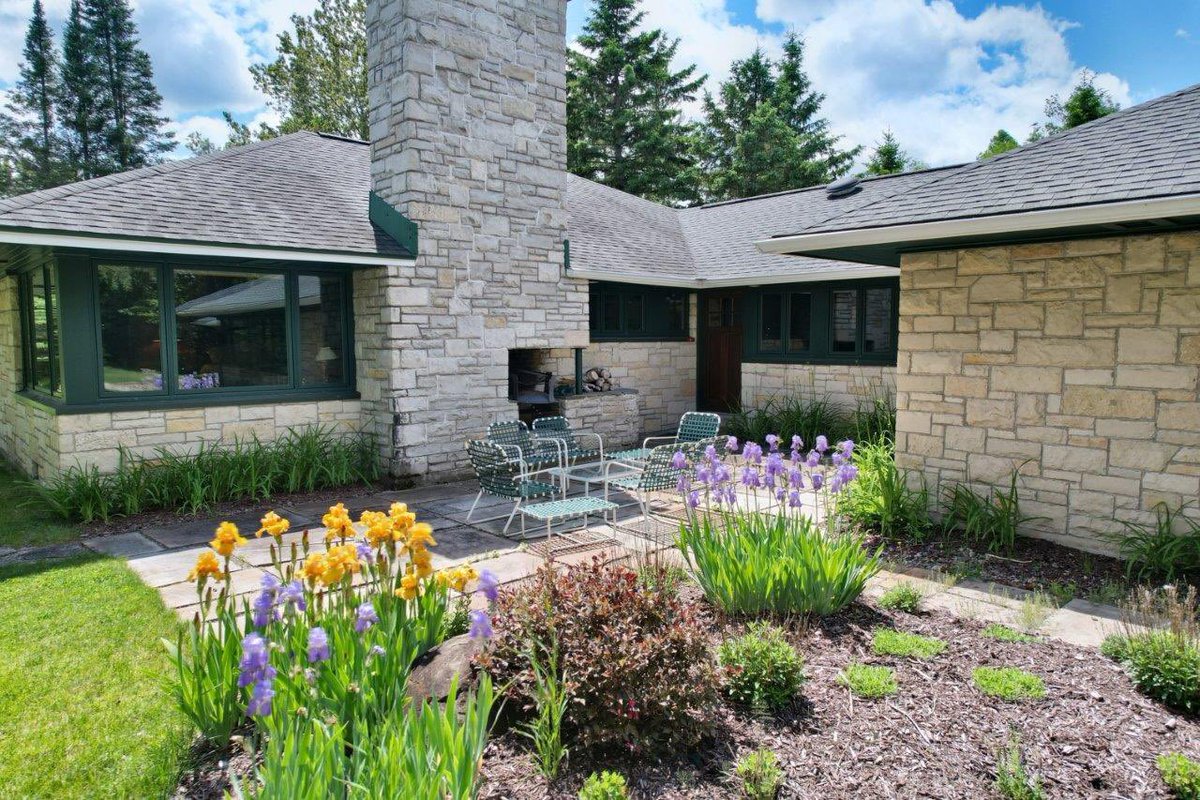 Eliason Realty tweet media