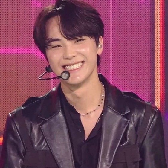 nivienrose's tweet photo. Deobis don't forget to use the korean hashtags too ❤️

#학년이에게정의를 
#학년이힘내요
#JusticeForHaknyeon #WeLoveYouHaknyeon https://t.co/6wZkE7A2Se