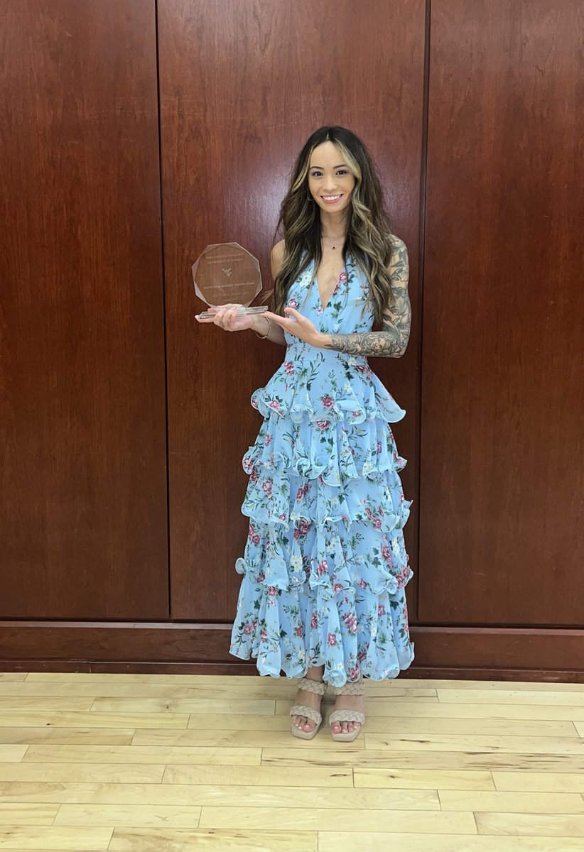 Intern year who?? Couldn’t have done it without my coresidents. 
I got awarded the outstanding resident teacher award which has only went to an intern twice now in 15 years. For anyone who knows me, they know I love medical education and this makes my heart so happy. 🥲