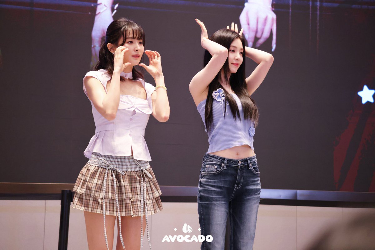 avoXYcado's tweet photo. 250621-22 Guangzhou 
#IRENE #SEULGI #RedVelvet #TILT https://t.co/Ec2yT2I4eC