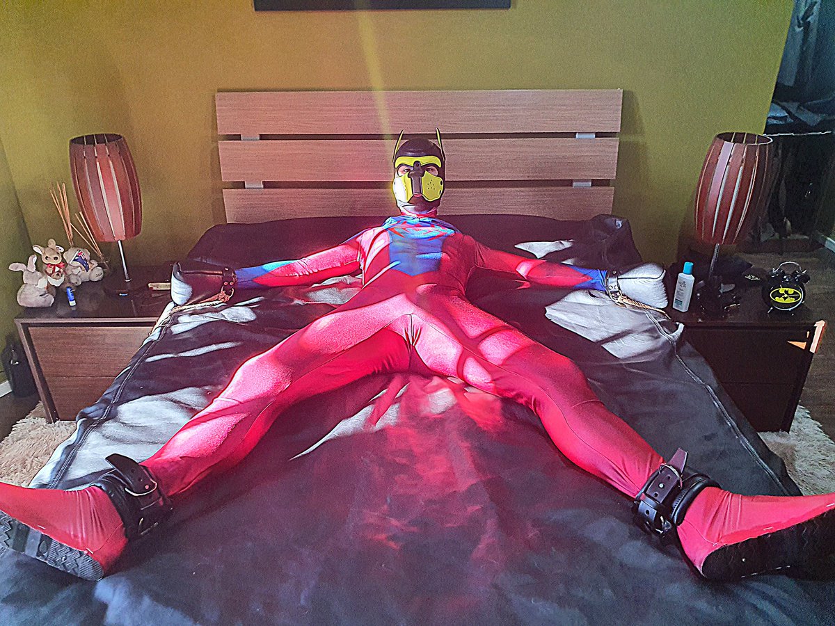 For those with a superhero/bondage fetish...👅
My hot friend in my Spidey suit. Look that American ass...🥵😍
Full gallery at JFF. Btw, I'm doing a promotion, just $6, don't miss it. 1200 photos and 163 videos..😜