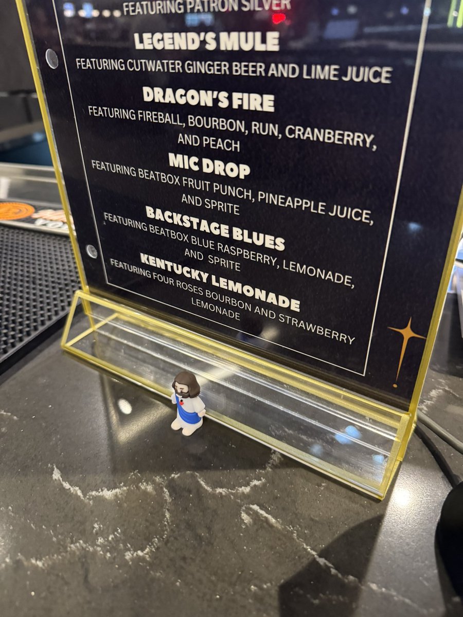 FatDag's tweet image. Hope whoever found him - got a huge smile and filled a small piece of their heart with joy! #findingJesus