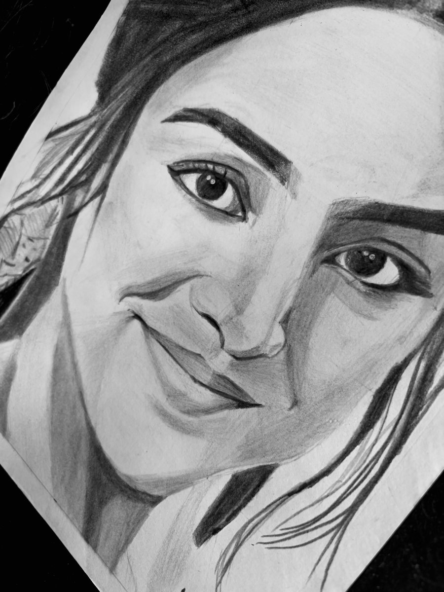 Rahul42885387's tweet photo. "Bringing Wamiga Gabbi to life, one pencil stroke at a time. 🖤✏️
Taking commissions — DM me to get your own portrait! 🎨✨
"

#PencilSketch #PortraitDrawing #SketchArtist #WamiqaGabbi #GraphiteArt #DrawingOfTheDay #ArtDaily #RealisticDrawing #PencilArt #Sketchbook https://t.co/XutP7HixPA