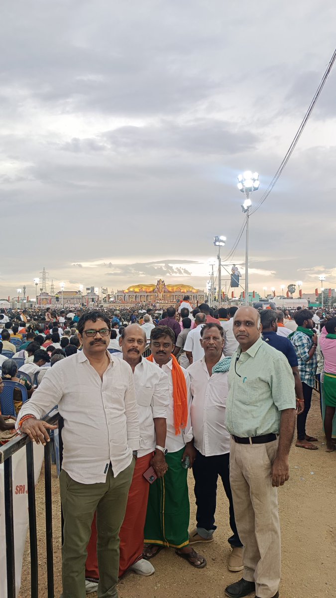 KPremAnand4's tweet photo. Madhurai manadu https://t.co/XWzU5V8nDk