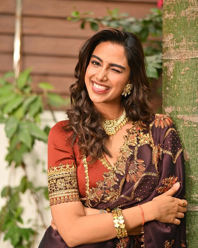 Pooja Tiwari (@poojati86898528) on Twitter photo <a href="/NagarmalGoel/">नागरमल गोयल</a> 🤣🤣🤣👌👌
सुनो,
मुझे भी दिन रात एक ही बात का डर रहता है कि
कहीं तुम लोग 🤣
😂
😂
मेरी मासूमियत का फायदा उठा
कर मुझे पटा ना लो।
😂😂😂😂😂😂😂😂😂
#पूजा 🫰🥀 <a href="/NagarmalGoel/">नागरमल गोयल</a> 🤣🤣🤣👌👌
सुनो,
मुझे भी दिन रात एक ही बात का डर रहता है कि
कहीं तुम लोग 🤣
😂
😂
मेरी मासूमियत का फायदा उठा
कर मुझे पटा ना लो।
😂😂😂😂😂😂😂😂😂
#पूजा 🫰🥀
